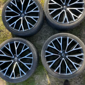 Volvo original 22” open spoke black diamond Reapris