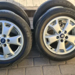 16" original Ford transit connect Rabatter