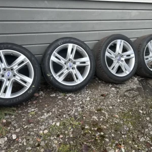 Volvo original 17” sommarhjul Rabatt