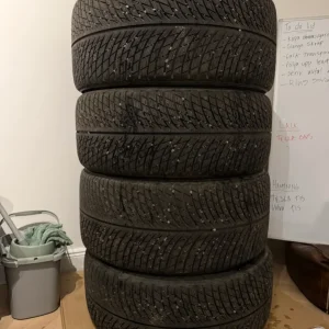 Vinterdäck BMW x5 ”22” Expressleverans