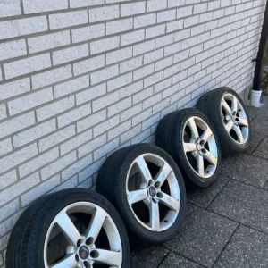 17” Saab original fälgar med sommardäck Fri frakt