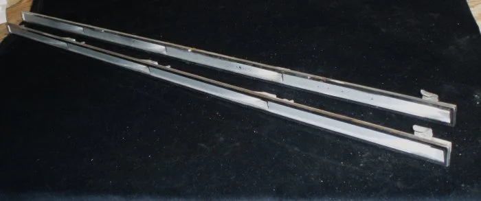 1966 Buick Electra sidokrom framskärm höger+vänster (par) Fynd