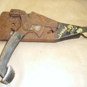 1965 Pontiac handbroms mekanism I lager