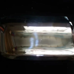 1963 Imperial krom vänster framskärm risnedsättning