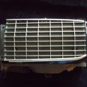 1967 Thunderbird grill del höger Sänkt pris