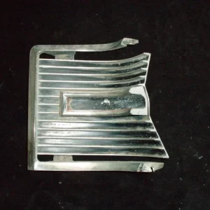 1968 Chrysler 300 grill del höger Beställ nu