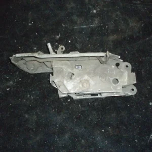 1964 Oldsmobile F85 4dr låskistafram vänster Rabatt