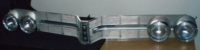 1967 Chrysler New Yorker grill Erbjudandepris