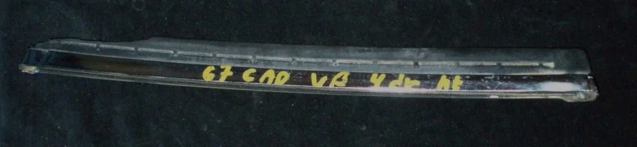 1967 Cadillac 4dr ht fönsterlist bak vänster Handla nu