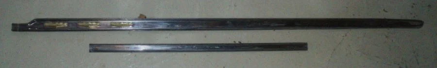 1962 Chrysler Newport 2dr ht kromlist bakskärm vänster Fri frakt