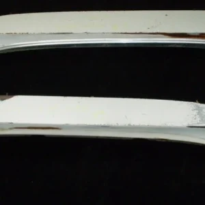 1968 Chrysler Newport fenderskirt par (en hjulhuslist saknas Trygg betalning