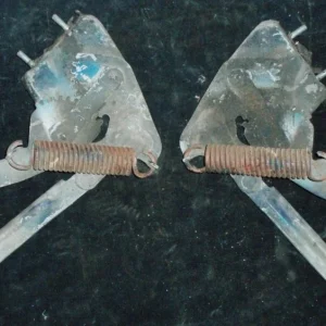 1958 Plymouth huvgångjärn par Endast denna vecka