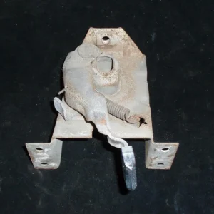 1960 Pontiac Bonneville huvlås Sänkt pris