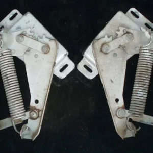 1966 Plymouth Belvedere huvgångjärn par Nedsatt pris