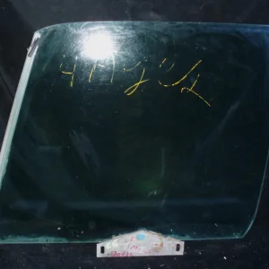 1966 Dodge Monaco 4dr sedan sidoruta fram vänster Billig