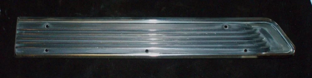 1966 Chrysler 300 list framskärm övre vänster Nedsatt pris