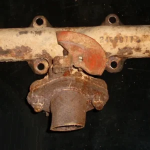 1966 Plymouth Belvedere 318 BB grenrör höger 2465877 (fast spjäll) Beställ nu