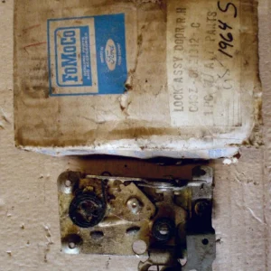 1964 Thunderbird låskista höger N.O.S. bil utan central lås Säker betalning