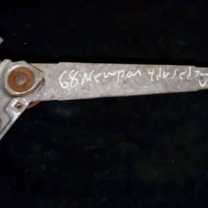 1968 Chrysler Newport 4dr sedan fönster vevmekanism vänster fram Säker betalning