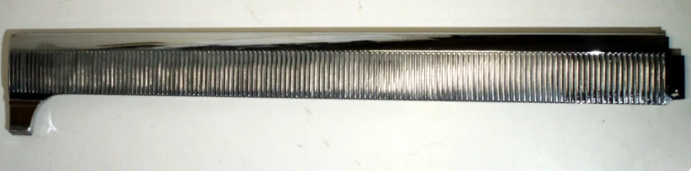 1964 Oldsmobile 98 4dr kromlist tröskel vänster bakre Sista chansen