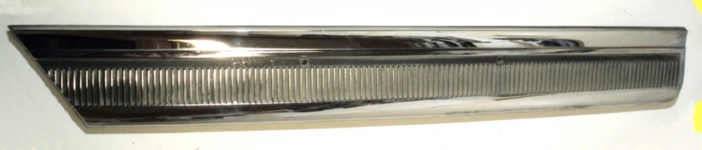 1964 Oldsmobile 98 4dr krom list höger bakskärm Reapris