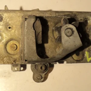 Utförsäljning 1965 Chrysler NewYorker 2 dr ht låskista vänster